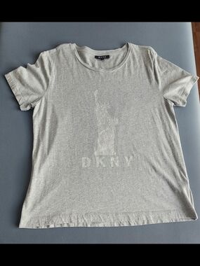 DKNY Womens Graphic T Shirt Large Gray Rhinestone Statue of Liberty Tee